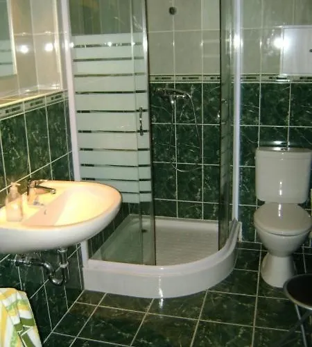 Trixy Wellness Apartment